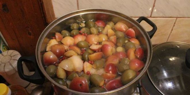 Рецепт компота из яблок, фейхоа и облипихи