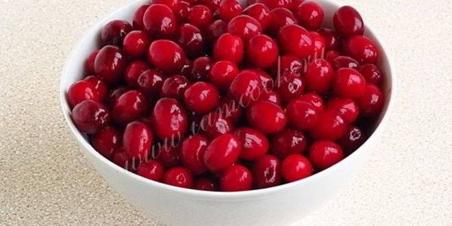 Рецепт компота из яблок и кизила