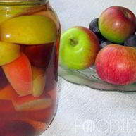 Рецепт Компота из яблок и сливы
