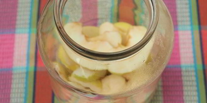 Рецепт компота из яблок с виноградом на зиму