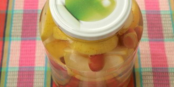 Рецепт компота из яблок с виноградом на зиму