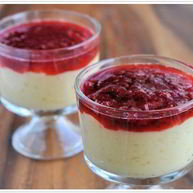 Рецепт Тапиоки с клубнично-ревенным компотом