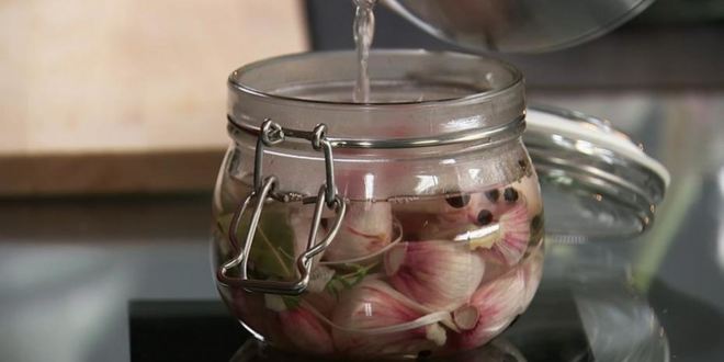 Рецепт маринованного чеснока