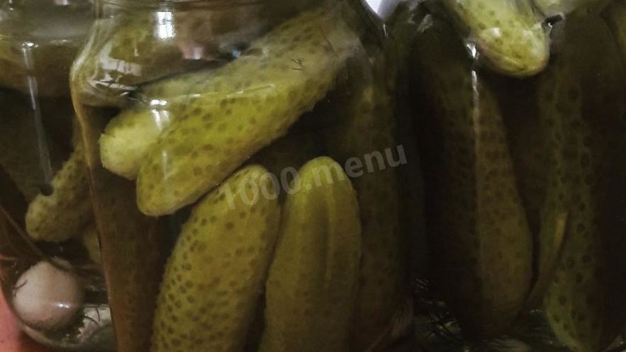 Рецепт маринованных огурцов в банках с гвоздикой