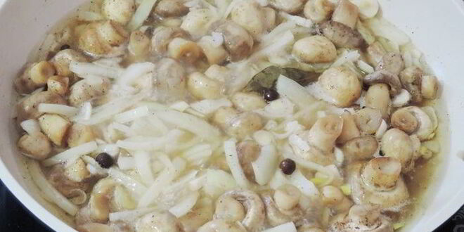 Рецепт маринованных шампиньонов за 20 минут