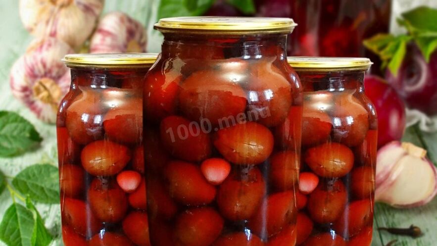 Рецепт маринованных слив на зиму с чесноком