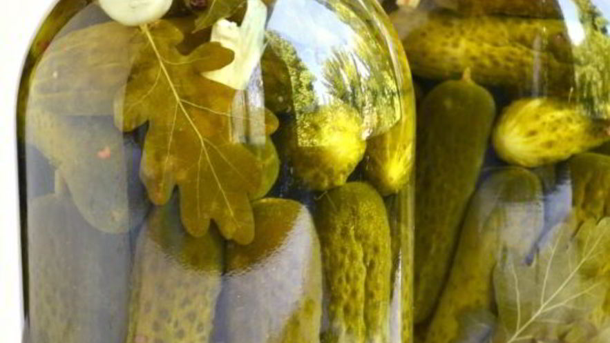 Рецепт огурцов маринованных с зернами горчицы и паприкой на зиму