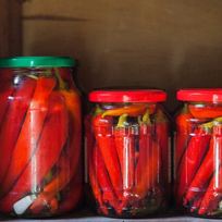 Перец острый маринованный