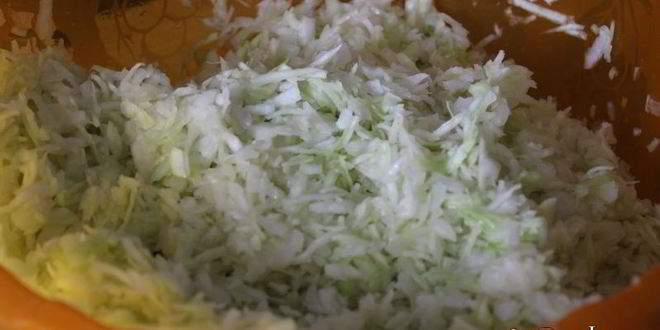 Рецепт закусочной маринованной капусты за 2 часа
