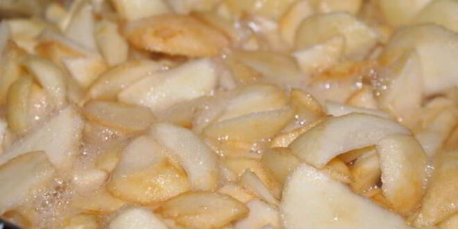 Рецепт яблочного повидла с красной смородиной