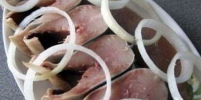 Рецепт малосольной сельди