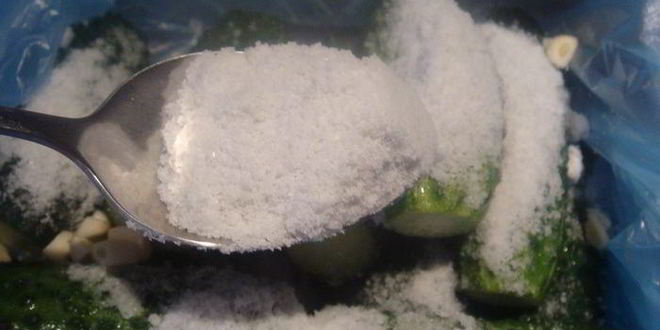 Рецепт малосольных огурцов без рассола