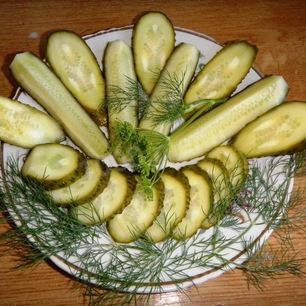 Рецепт Малосольных огурцов в банке с чесноком