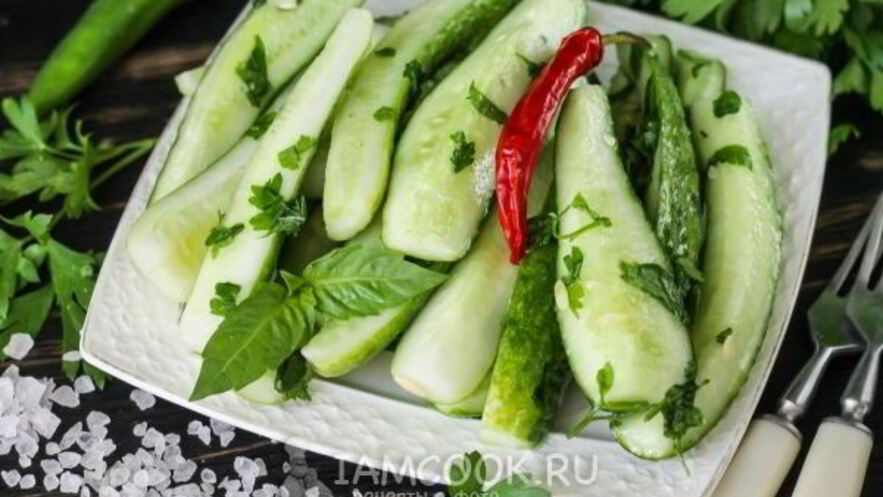 Рецепт малосольных огурцов в пакете за 2 часа