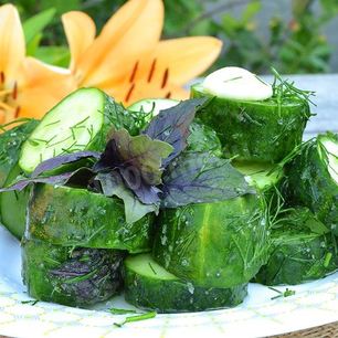 Рецепт Малосольных огурцов за 5 минут в мешке