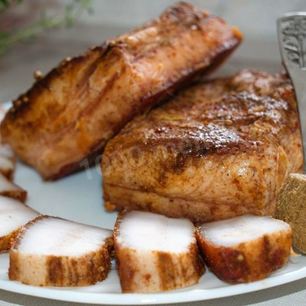 Рецепт Сала в луковой шелухе с чесноком