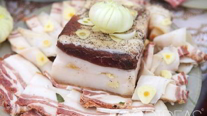 Рецепт Соленого сала с чесноком