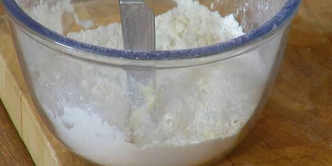 Рецепт булочек с курагой и имбирным вареньем