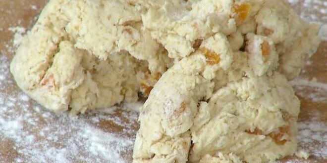 Рецепт булочек с курагой и имбирным вареньем