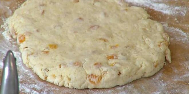 Рецепт булочек с курагой и имбирным вареньем