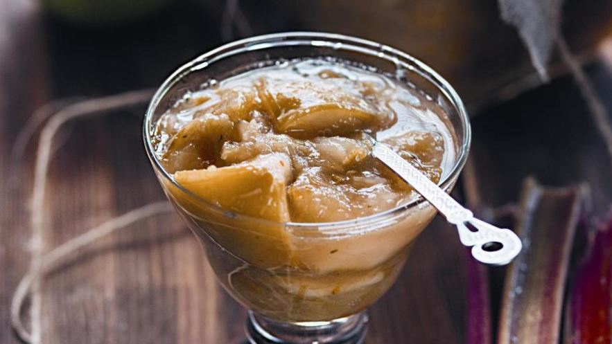 Рецепт ревенева-яблочного варенья с мятой