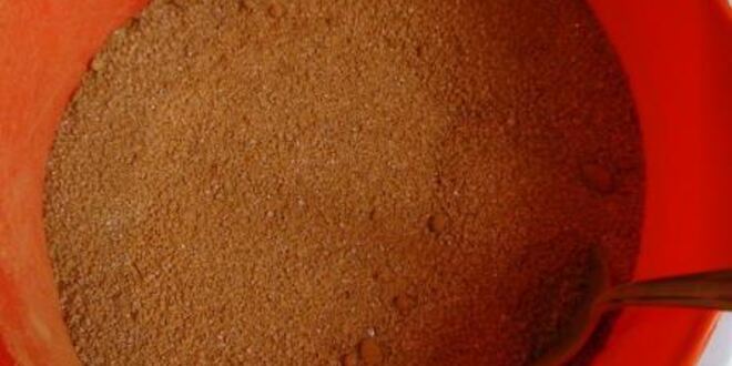 Рецепт шоколадного сливового варенья с орехами