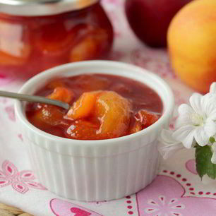 Рецепт Варенья с нектарином, сливой и абрикосами