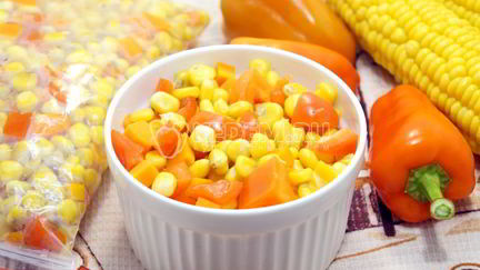 Рецепт Заморозки овощей на зиму для гарнира с кукурузой