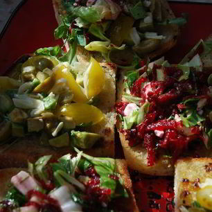 Рецепт Брускетты ассорти