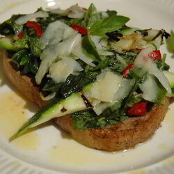 Рецепт Брускетты из цукини со шпинатом