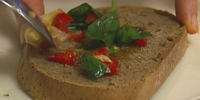 Рецепт брускетты из цукини со шпинатом