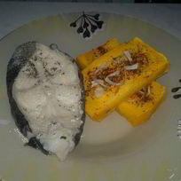 Брускетта из тыквы с шалотом и отварной стейк из зубатки