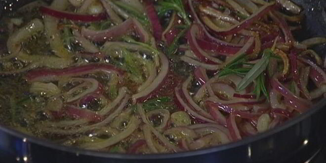 Рецепт брускетты с белыми грибами, чили и розмарином