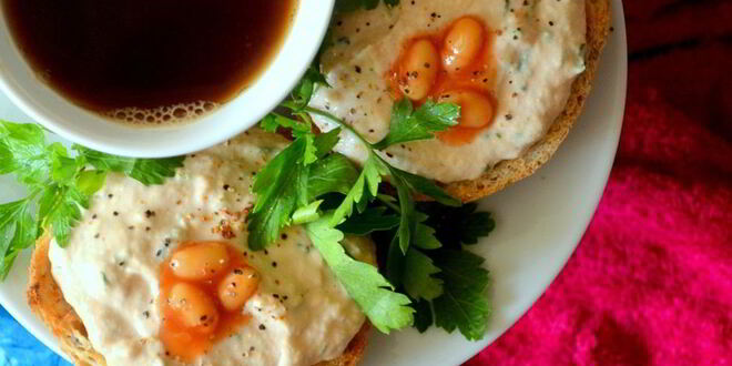 Рецепт брускетты с горбушей и фасолью