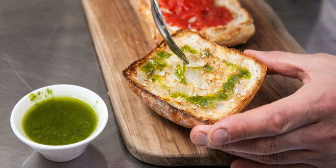 Рецепт брускетты с печеным болгарским перцем