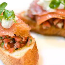 Рецепт Брускетты с семгой