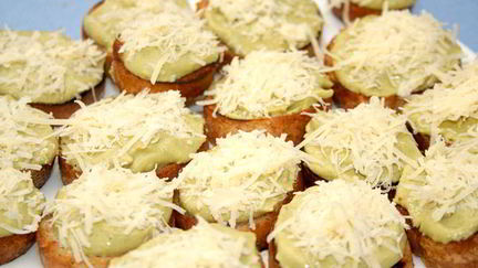 Рецепт Брускетты со сливочным пюре