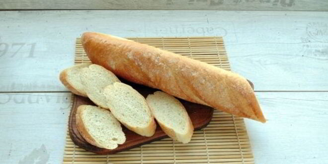 Рецепт брускетт с клубникой и базиликом