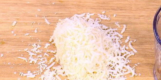 Рецепт бутербродов с курицей, моцареллой и красным песто