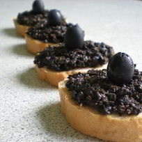 Оливковая брускетта