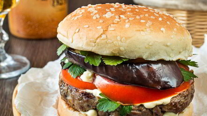 Рецепт бургера с говядиной и баклажаном