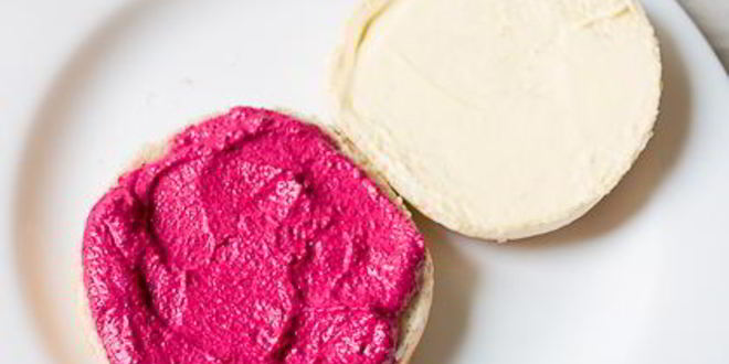 Рецепт бургера со свиной шеей и свекольным кремом