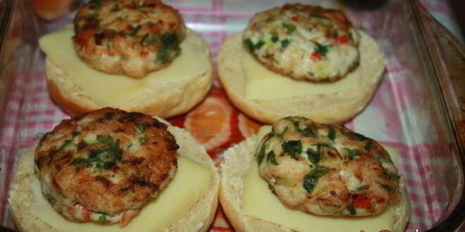 Рецепт домашних чикенбургеров