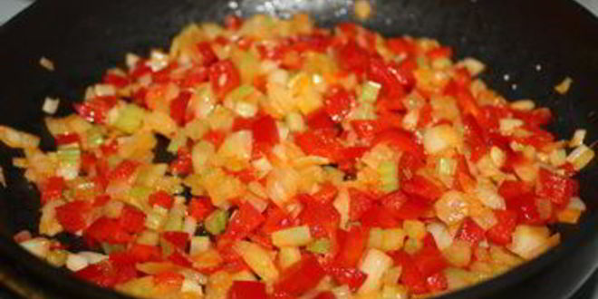 Рецепт куриных бургеров с овощами