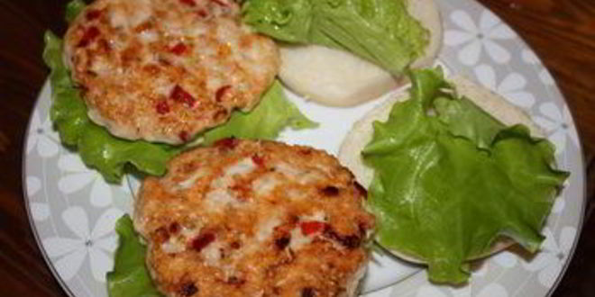 Рецепт куриных бургеров с овощами