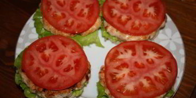 Рецепт куриных бургеров с овощами