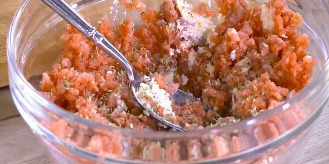 Рецепт открытого сицилийского бургера с помидорами