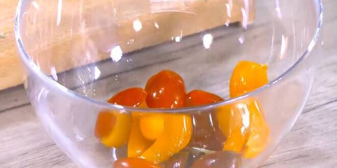 Рецепт открытого сицилийского бургера с помидорами