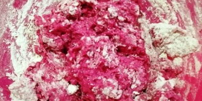 Рецепт розового бургера с нежнейшей котлетой