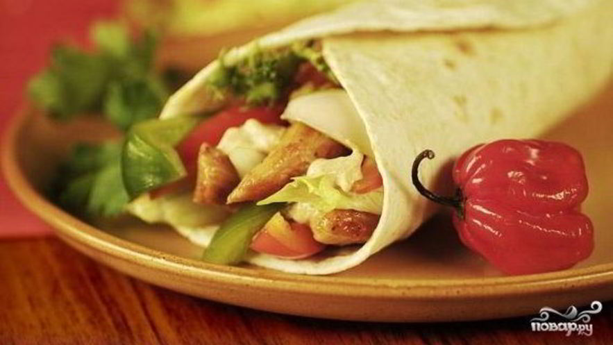 Рецепт буррито с курицей и фасолью